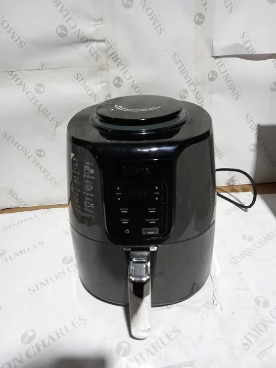 NINJA 3.8L AIR FRYER 