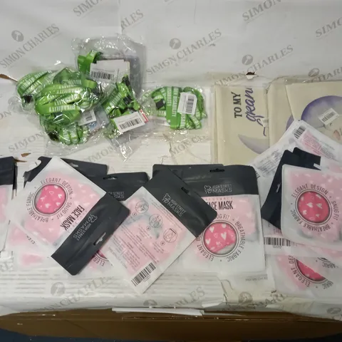 BOX OF APPROX 20 ASSORTED ITEMS TO INCLUDE FACE MASKS, DECORATIVE FABRIC AND CARD HOLDERS