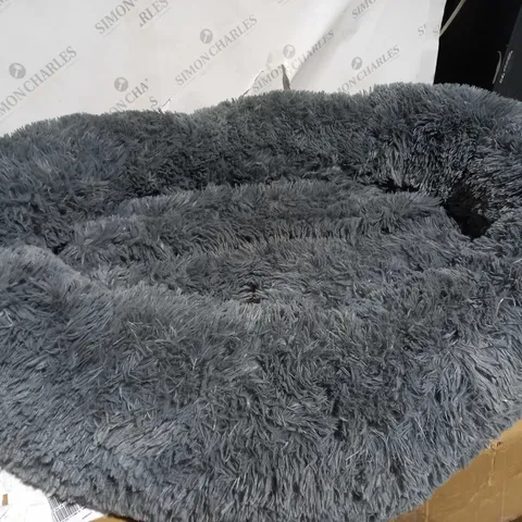 COZEE PAWS ODOUROLOGY FLUFFY GREY ROUND PET BED 