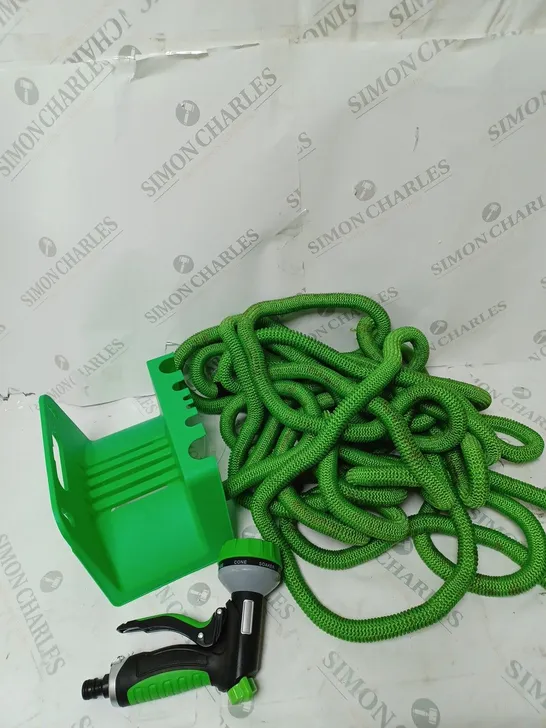 GRUMPY GARDENER EXPANDABLE HOSE WITH 7 PATTERN GUN AND ACCESSORIES