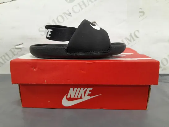 BOXED PAIR OF NIKE KAWA INFANT SLIDES IN BLACK UK SIZE 5.5