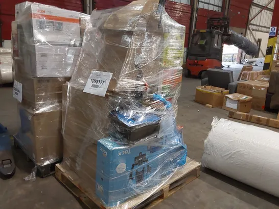 PALLET OF APPROXIMATELY 11 UNPROCESSED RAW RETURN HOUSEHOLD AND ELECTRICAL GOODS TO INCLUDE;