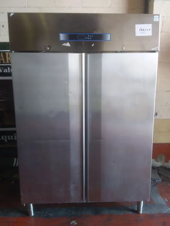 LARGE DISPLAY FRIDGE 