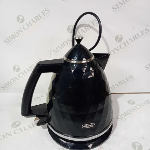 DELONGHI KBJX3001 CORDLESS KETTLE 