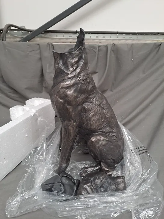 MY GARDEN STORIES LABRADOR SCULPTURE