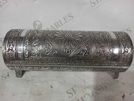 DESIGNER DECORATIVE ANTIQUE STYLE JEWELLERY BOX IN SILVER EFFECT