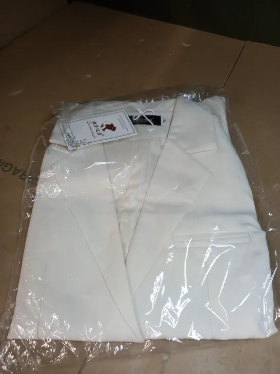 LASHADAFEI WHITE SUIT JACKET SIZE M 