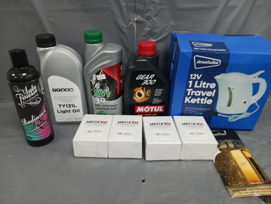 APPROXIMATELY 10 ASSORTED CAR MAINTENANCE PRODUCTS AND ACCESSORIES TO INCLUDE; TRAVEL KETTLE, CERAMIC COATING, 07 VIP PERFUME AND AUTO FINESSE WAX