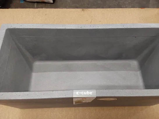 C-CUBE PLANTER BOX (1 ITEM)