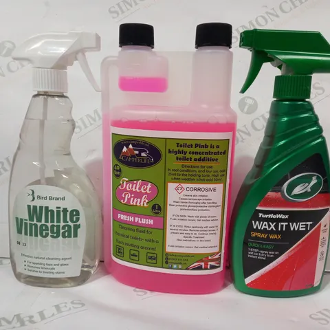 LOT OF APPROXIMATELY 10 ASSORTED HOUSEHOLD ITEMS TO INCLUDE TURTLEWAX WAX IT WET, TOILET PINK FRESH FLUSH, BIRD BRAND WHITE VINEGAR, ETC