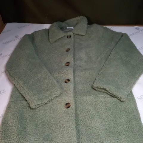 WOMENS GREEN BAY SHERPA FLEECED COAT SIZE 10/12