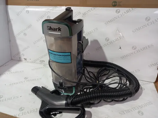 SHARK UPRIGHT VACUUM W/ DUO CLEAN TRUE PET & POWERED LIFTAWAY