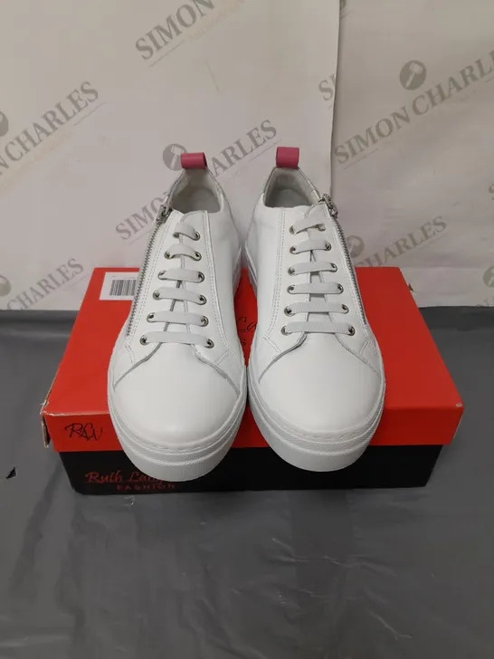 RUTH LANGSFORD LADIES WHITE AND SILVER TRAINERS SIZE EU 40