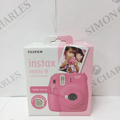 BRAND NEW BOXED FUJIFILM INSTAX MINI 9 INSTANT CAMERA 