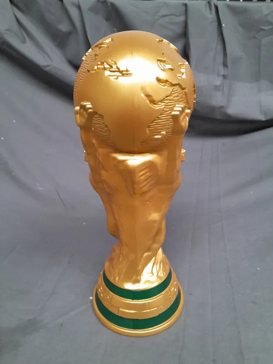 REPLICA WORLD CUP TROPHY