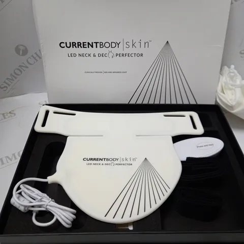 CURRENTBODY SKIN LED LIGHT THERAPY NECK & DEC PERFECTOR 