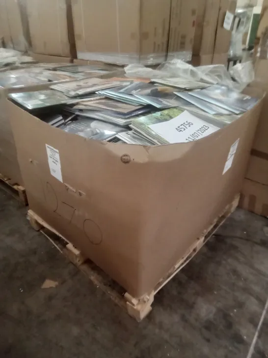 PALLET CONTAINING ASSORTED 2023 CALENDARS & PLANNERS