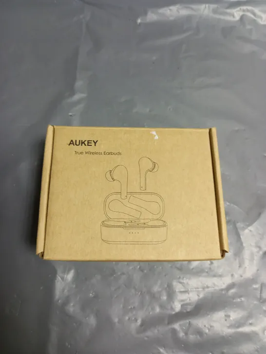 BOXED AUKEY TRUE WIRELESS EAR BUDS MINT GREEN