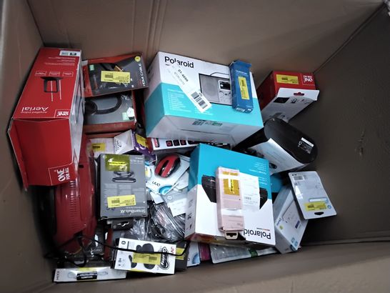 BOX OF ASSORTED ELECTRONIC ITEMS TO INCLUDE LOGITECH Z200 SPEAKERS, BLACKWEB GAMING MOUSE, GOOGLE CHROME CAST, EPSON EXPRESSION HOME XP-3100 PRINTER, MIXX OX1 FOLDABLE HEADPHONES, ONN DAB+/FM RADIO, E