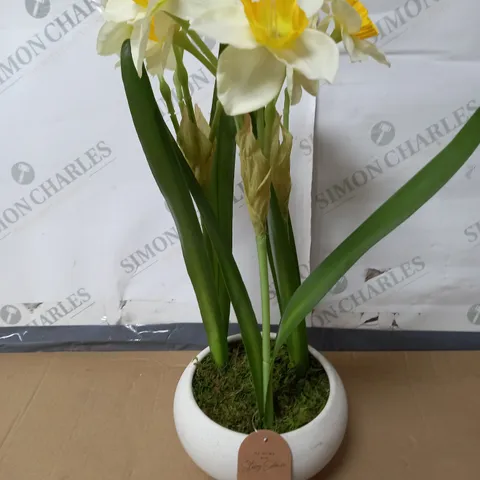 FAUX DAFFODILS IN BOWL