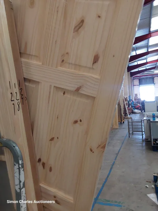 KNOTTY PINE 6 PANEL INTERNAL DOOR 2040 × 726mm