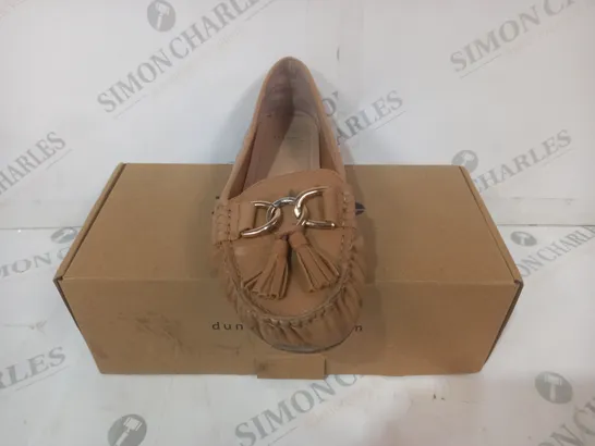 BOXED PAIR OF DUNE LONDON 511 GEENA SLIP-ON SHOES IN TAN SIZE 6