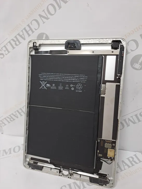 APPLE A1474 IPAD AIR 