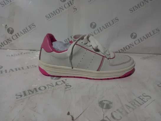 BOXED PAIR OF DUNE TRAINERS IN PINK/WHITE UK SIZE 6