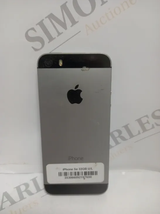 APPLE IPHONE SE SMARTPHONE 