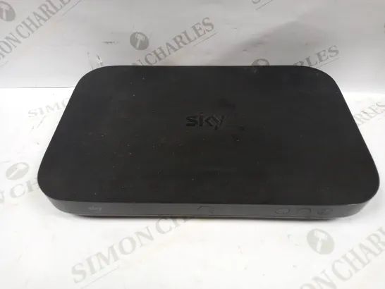 SKY Q BOX ES340