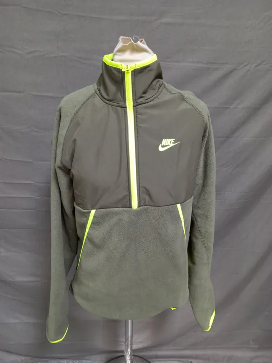 NIKE FLEECE QUARTER ZIP IN GREEN - SMALL