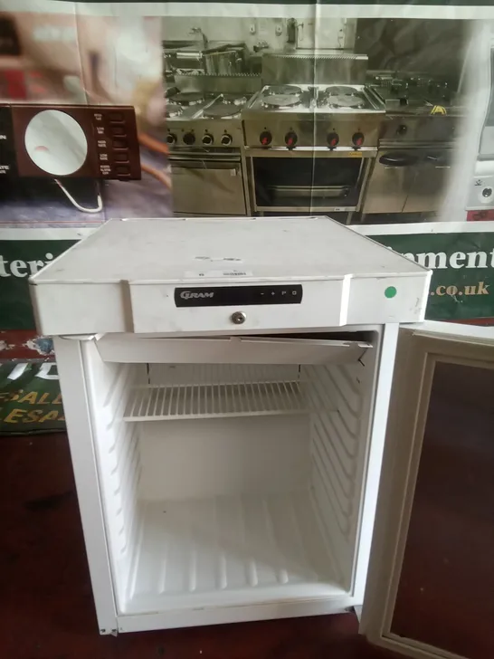 COMMERCIAL GRAM SMALL UNDERCOUNTER FREEZER 