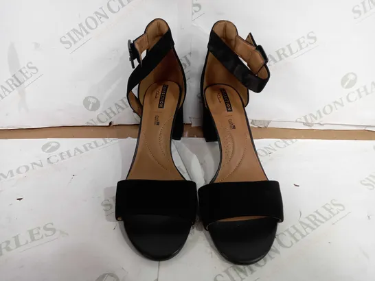 PAIR OF COLLECTION BY CLARKS OPEN TOE BLOCK HEELS IN FAUX SUEDE BLACK - UK 6.5