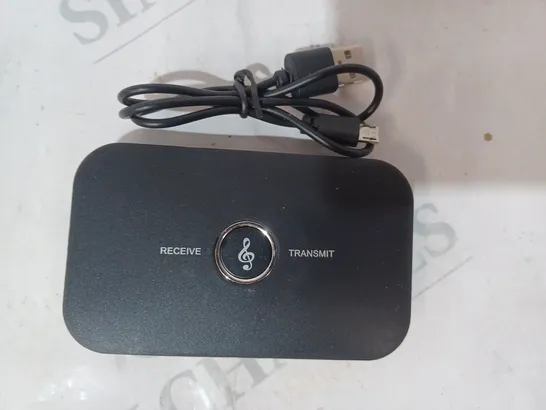 BOXED WIRELESS 2-IN-1 AUDIO RECEIVER/TRANSMITTER