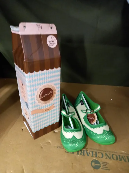 hot chocolate design green shoes size 4 