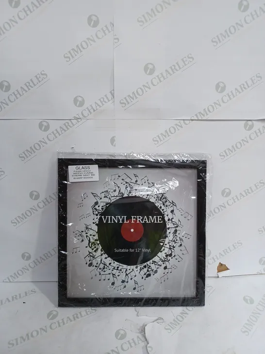 VINYL PHOTO FRAME IN BLACK