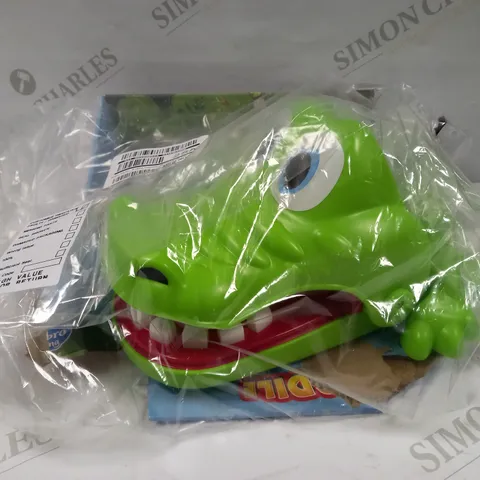 BOXED CROCODILE DENTIST