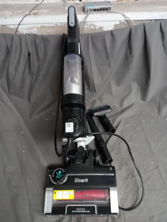 BOXED SHARK CORDED STICK VACUUM CLEANER PET PRO MODEL HZ3000UKT