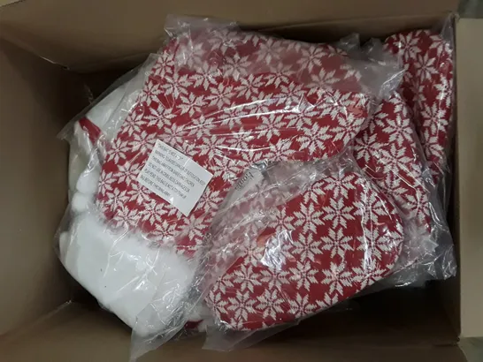 BOX CONTAINING APPROXIMATELY 35 BRAND NEW SNOWFLAKE STOCKINGS