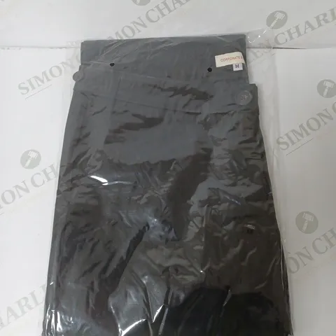 SEALED SET OF 7 BRAND NEW CORPORATIVE STYLE BLACK CHINOS - MEDIUM