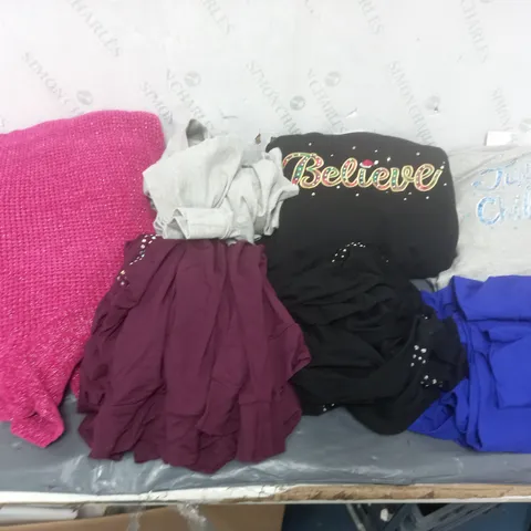 10 ASSORTED CLOTHING ITEMS TO INCLUDE DANNII MINOGUE PETITE PINK TURTLE NECK JUMPER, FRANK USHER BURGENDY LONG SLEEVE JEWELLED TOP, AND QUACKER FACTORY CHRISTMAS BELEIVE TOP ETC. 