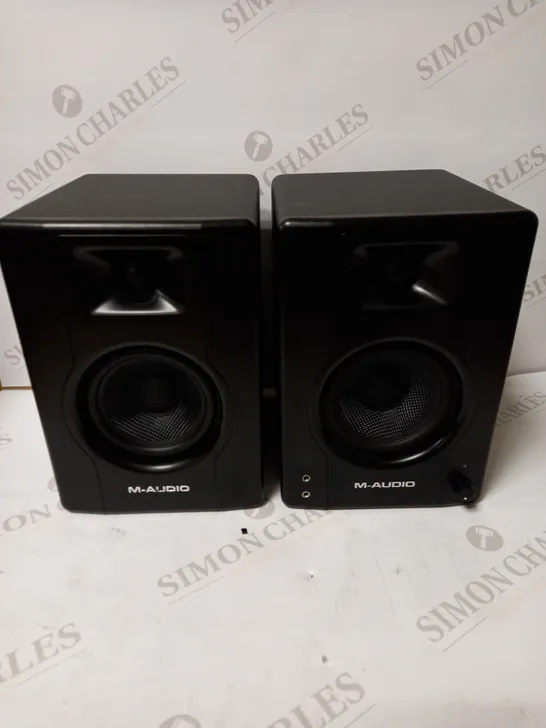 M-AUDIO BX4 - 120-WATT POWERED DESKTOP COMPUTER SPEAKERS