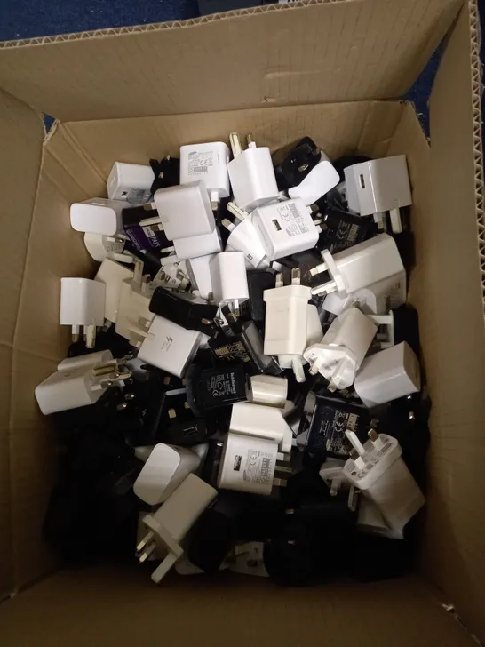 BOX OF ASSORTED ANDROID ORIGINAL PLUG ADAPTERS