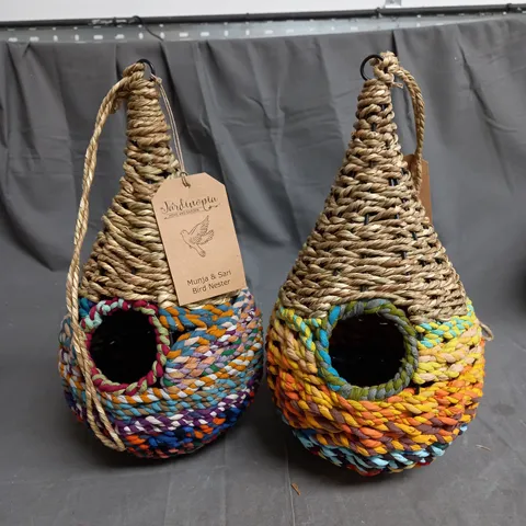 BOXED SET OF 2 JARDINOPIA MUNJA & SARI BIRD NESTER IN MULTICOLOUR