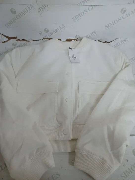 STRADIVARIUS WHITE BUTTON UP JACKET - LARGE