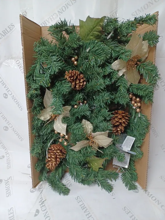 BOXED GOLD POINSETTIA PRE LIT WREATH  RRP £19.99