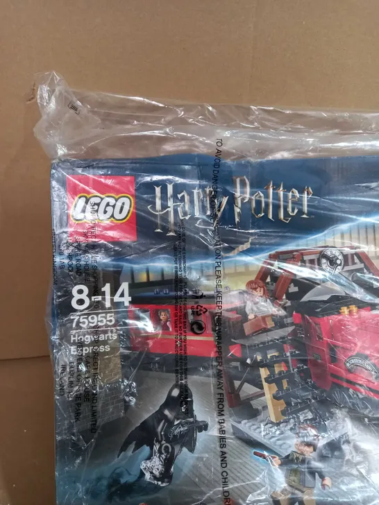 BOXED LEGO HARRY POTTER HOGWARTS EXPRESS (75955) RRP £79.99