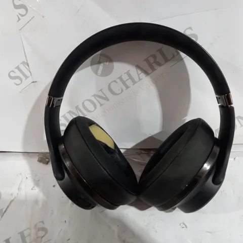 DOQAUS BLUETOOTH HEADPHONES IN BLACK - MODEL UNSPECIFIED