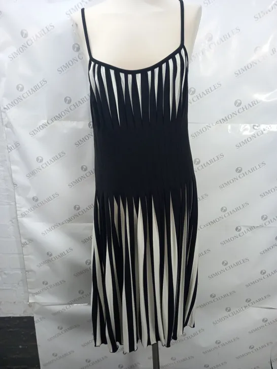 JOSEPH RIBKOFF BLACK AND WHITE DRESS - UK 16