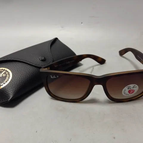 BOXED RAY-BAN SUNGLASSES IN RUBBER TORTOISE SHELL COLOUR FRAME